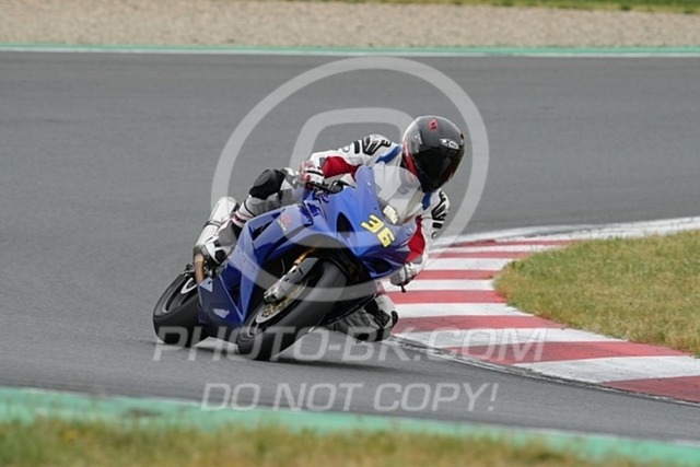 2024_05_18_PBK_32720 | Sportfotografie; SlowMotion; Video; Rennstrecke; Hafeneger; Speer; Racing; RSE; BMW; CBO; Trackday; Motorsportarena; Hockenheimring; Brno; Most; Barcelona; Valencia