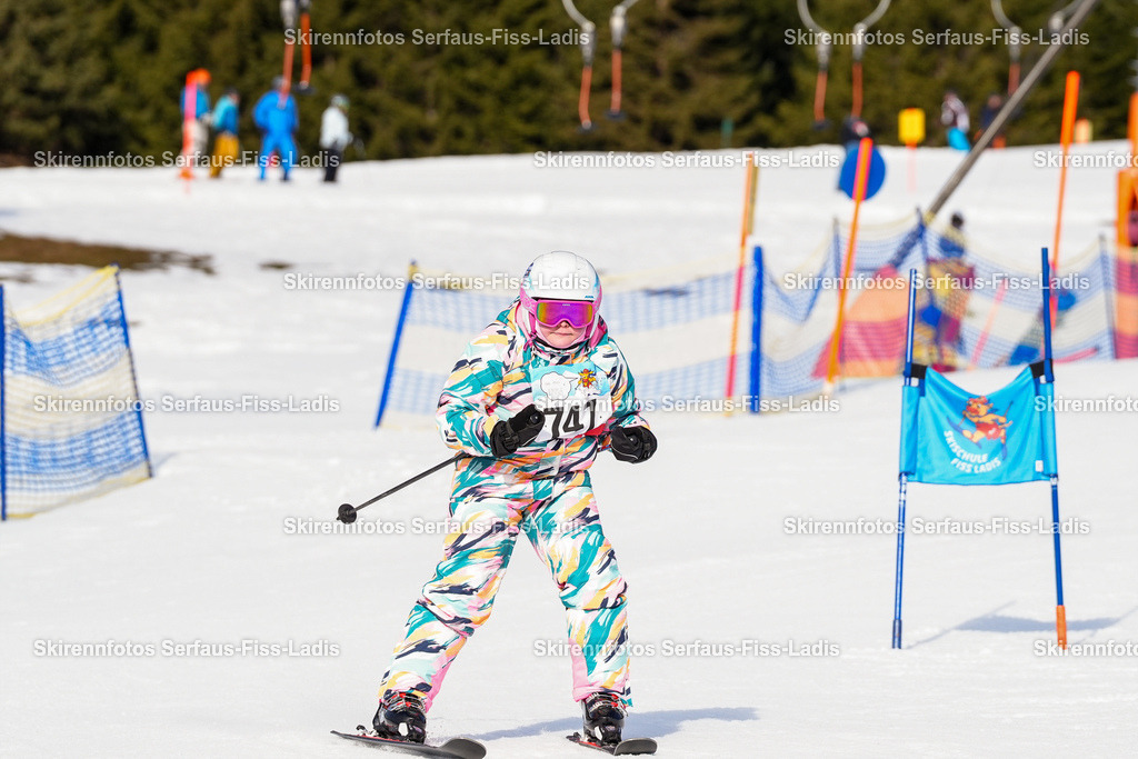 SRF_19.12.2025 0079 | SRF_19.12.2025 0079 - Realisiert mit Pictrs.com