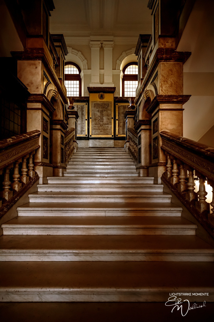 20230927-113842 SOUTHAFRIKA_-1 | Herzlich willkommen auf meiner Seite! Ich bin Elke Wallnisch, Deine Fotografin für lichtstarke Momente. Der Name steht für alles, was mich mit der Fotografie verbindet: Das Licht und seine machtvolle Wirkung auf eine Situation oder unsere Stimmung - Realisiert mit Pictrs.com