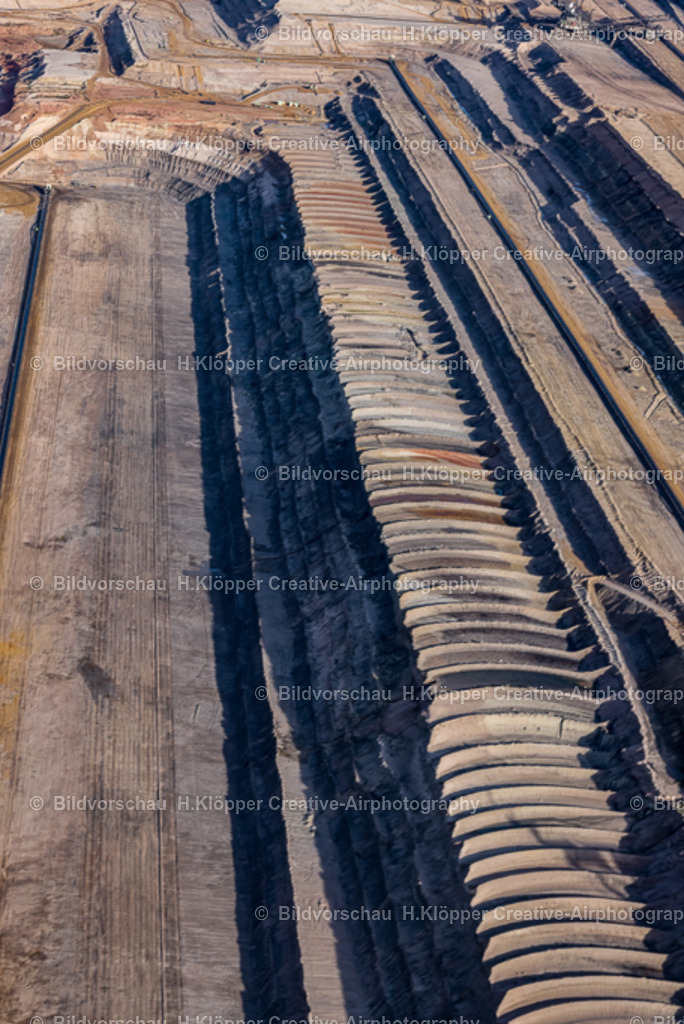 Luftbild-Niederzier-Tagebau Hambach-8269 | Luftbildfotografie Hermann Klöpper - Realized with Pictrs.com