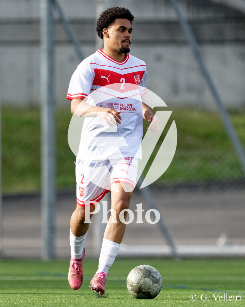 2ème Ligue - FC Satigny v CS Chênois 2 | during the 2ème Ligue game between FC Satigny and CS Chênois 2 at Centre sportif de Satigny in Satigny, Switzerland