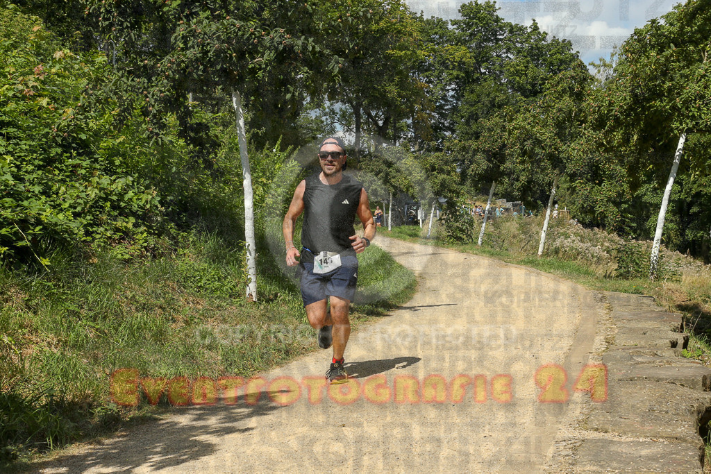 250824_1242_EX1_0264 | Sportfotografie im Rhein-Sieg Kreis, Köln, Bonn, NRW, Rheinland Pfalz, Hessen, etc. Unser Tätigkeitsfeld umfasst den Laufsport vom Volkslauf über den Marathon, Duathlon, Triathon bis zum Ultralauf wie Kölnpfad Ultra oder Schindertrail.