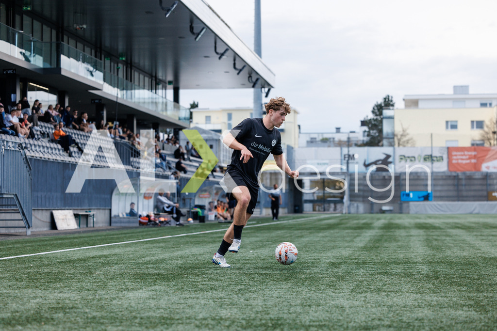 Fussball I Herren I Saison 2025-2026 I 2. Liga Interregional – Gruppe 5 I 17. Spieltag I FC Wil 1900 II - FC Seefeld Zürich I 11.04.2026 | Hochwertige Sportfotos kaufen & lizenzieren für Medien, Vereine, Agenturen & Sportler:innen. Entdecke professionelle Sportfotografie im Bildshop von Alexander Franzen. - Realisiert mit Pictrs.com