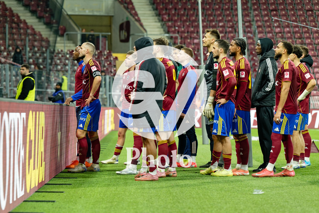 Brack Super League - Servette FC v FC Lausanne-Sport | Servette FC looks dejected after losing during the Brack Super League match between Servette FC and FC Lausanne-Sport at Stade de Geneve in Geneva, Switzerland