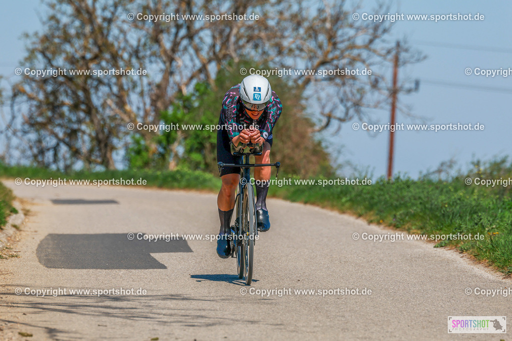 140_AR7_3841 | Neusiedlersee Radmarathon 2026@sportshot_your_pictrs #yourpictures#roadtowm2029 #nrm #neusiedlerseeradmarathon #neusiedlersee #neusiedlerseetourismus #burgenland #mörbisch #nrm26 #burgenlandtourismus #voglundco #poweredbyburgenlandtourismus #radsport #rad #marathon #ucigranfondo #visitburgenland #ucigranfondoworldseries