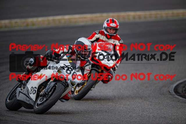 MaZZes_FotoMatrix_230719_3330 | GELB