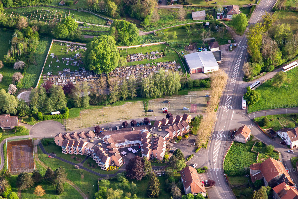 Vue aérienne: EHPAD Le Val Fleuri (Maison de Retraite) à Fénétrange dans le département Moselle, France. Photo: IMG_140609.jpg prise le 01/05/2024 par Werner Riehm/FLY-FOTO.eu – Résolution de l'original: 4131 x 2754 px