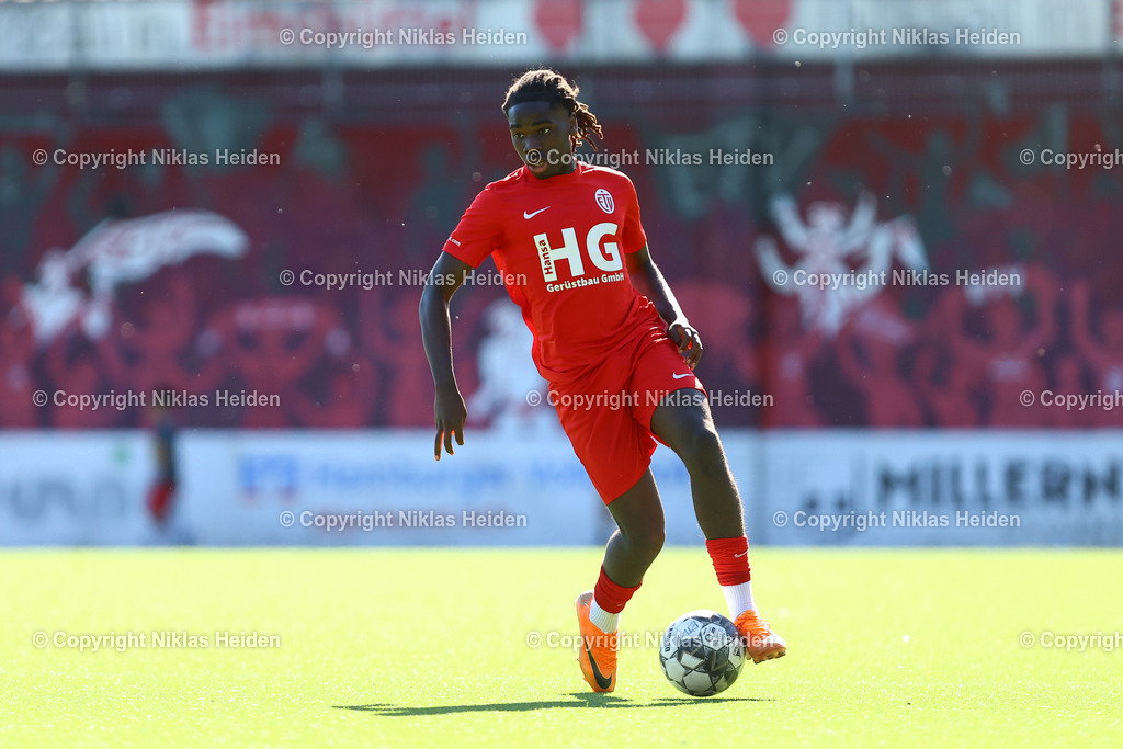 NH_EimsbüttelerTV_TuSDassendorf_OberligaHamburg_01052026 | #39 Gabriel Balde (Eimsbütteler TV)Fußball I Herren I Gamesright Oberliga Hamburg I Saison 2025-2026 I 21. Spieltag I Eimsbütteler TV - TuS Dassendorf I 01.05.2026 I Sportzentrum Hoheluft