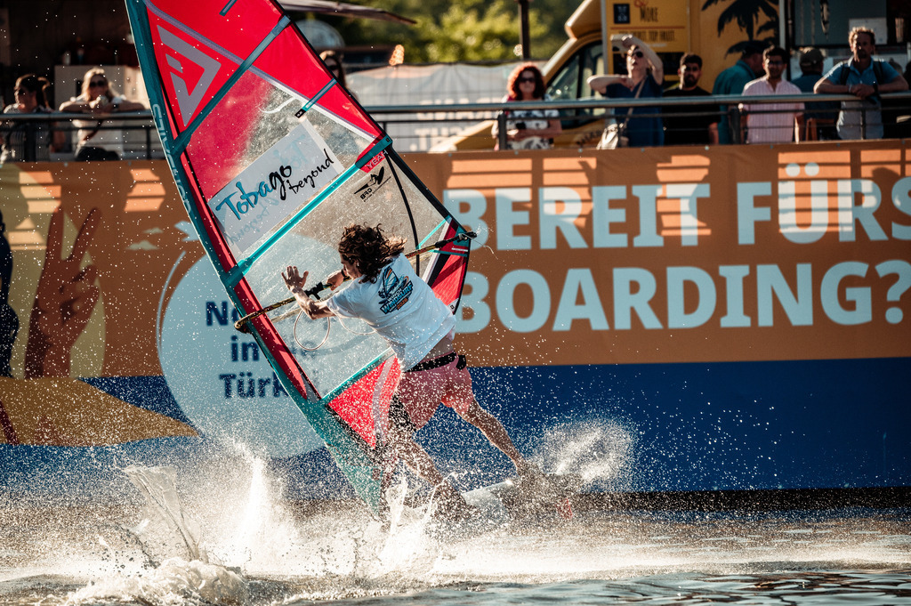 Kieler WOCHE Tow In Windsurf - @art_tokarev dpmedia (20 von 63) | dp-photography - Realisiert mit Pictrs.com