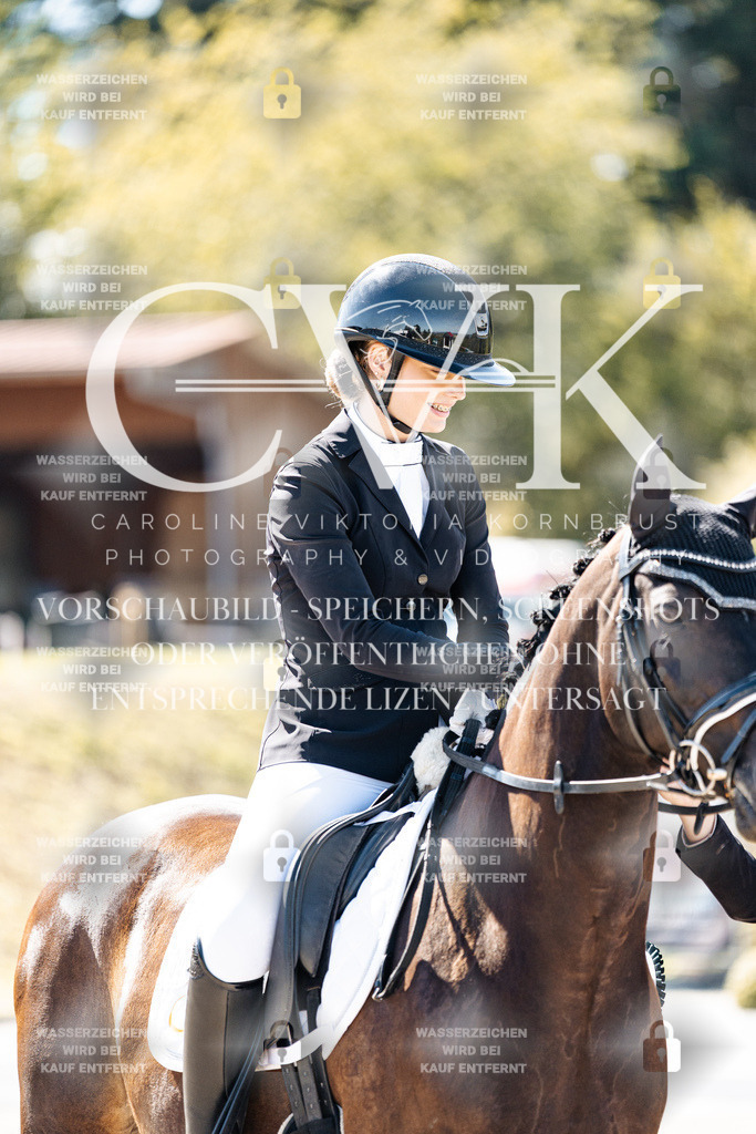 CK909952 | Turnierfotografie Pferdefotografie Trier Rheinland-Pfalz Pferdesport Reitsport Tierfotografie Sportfotografie Pferdevideo Pferdevideografie Equestrianvideography equestrianphotography  - Realisiert mit Pictrs.com