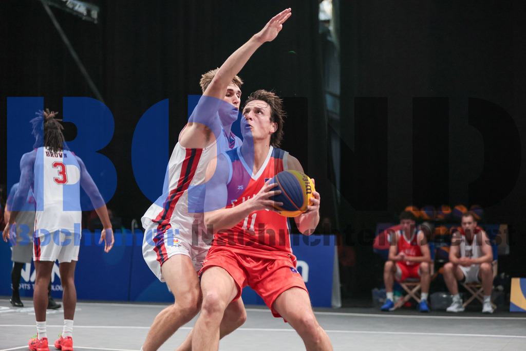 SES_TTG3X320250717-54 | bond - Realisiert mit Pictrs.com