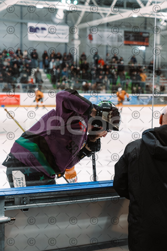 Alligators_vs_Fuessen_26_10_2025-022 | Höchstadt Alligators Fotogalerie: Eishockey-Action aus Franken. Professionelle Spielfotos, Portraits & Stadionbilder zum Download. Jetzt entdecken! - Realized with Pictrs.com