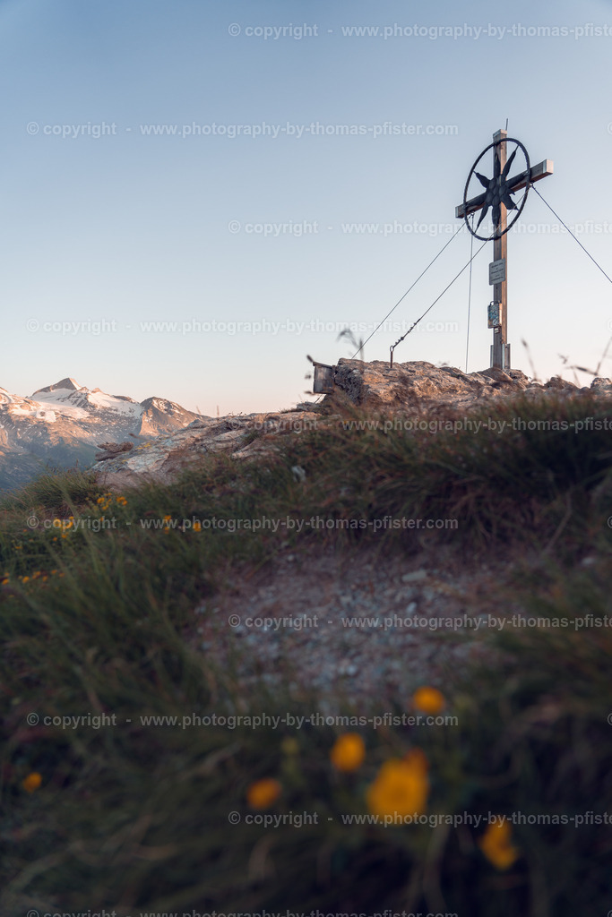 Grüblspitze Sonnenuntergang copyright  Thomas Pfister-2 | PHOTOGRAPHY BY THOMAS PFISTER