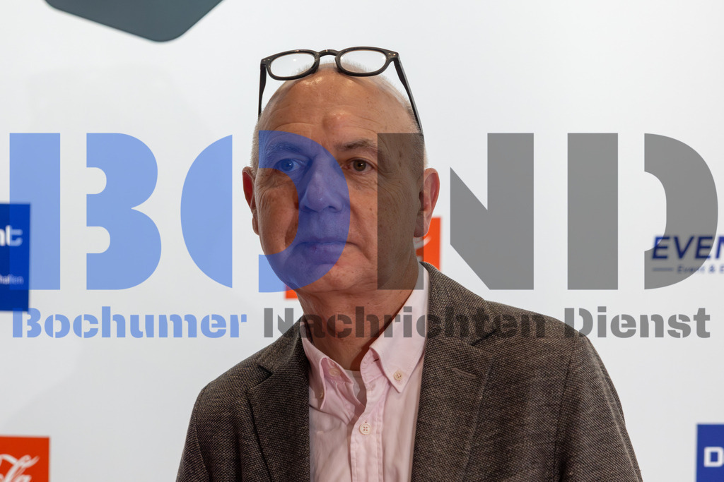 SES_HOFDFM20251006-16 | bond - Realisiert mit Pictrs.com