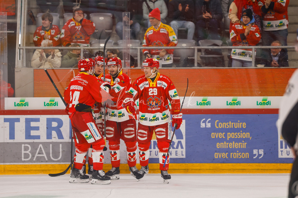 EHCB vs HCAP 20260115_wb-4377 | Sportbilder, Sportfotograf, Hochzeits- und Eventfotografin, Flugshows, Portraits und Tiershooting, Aviation, Downhill, Nationalleague, Swissleague, International