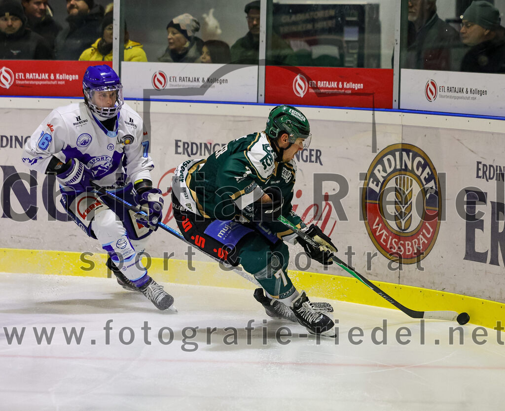 2026-01-23_067_TSV_Erding_gegen_SC_Riessersee | Erding, Deutschland, 23.01.2026:Eishockey, Oberliga Süd 2025 / 2026, 40. Spieltag, TSV Erding gegen SC Riessersee, Endergebnis: 6:5 n.V.Louis Trattner (Erding Gladiators, #7)Foto: Christian Riedel / fotografie-riedel.net