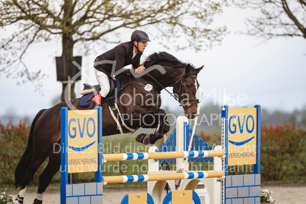 240424_Lemwerder_Stil-M-164 | Deine schönsten Turniermomente als professionelle Fotos! Entdecke hochwertige Pferdesport-Fotografie im Online-Shop. Jetzt Fotos finden & bestellen!