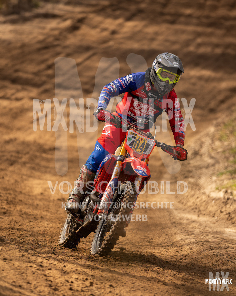 866A2482 | mxndyyvipix