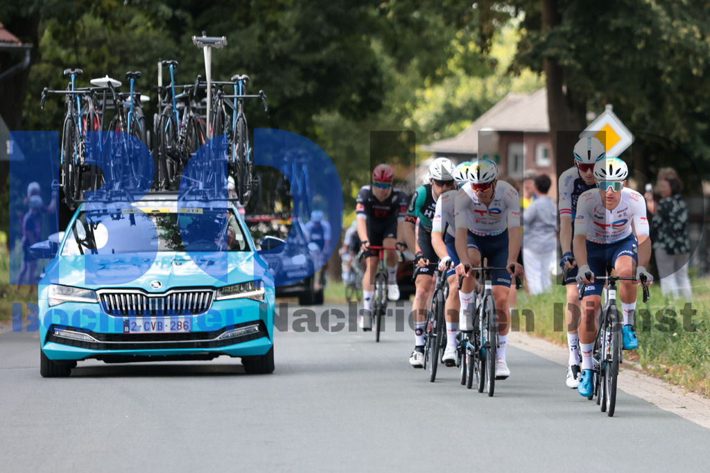 SES_DEUTOU20250821-74 | bond - Realisiert mit Pictrs.com