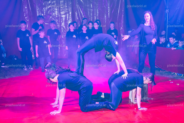 Zirkusvorstellung der MS Feldkirchen Digital | Bildershop von pixelworld.at - Realisiert mit Pictrs.com