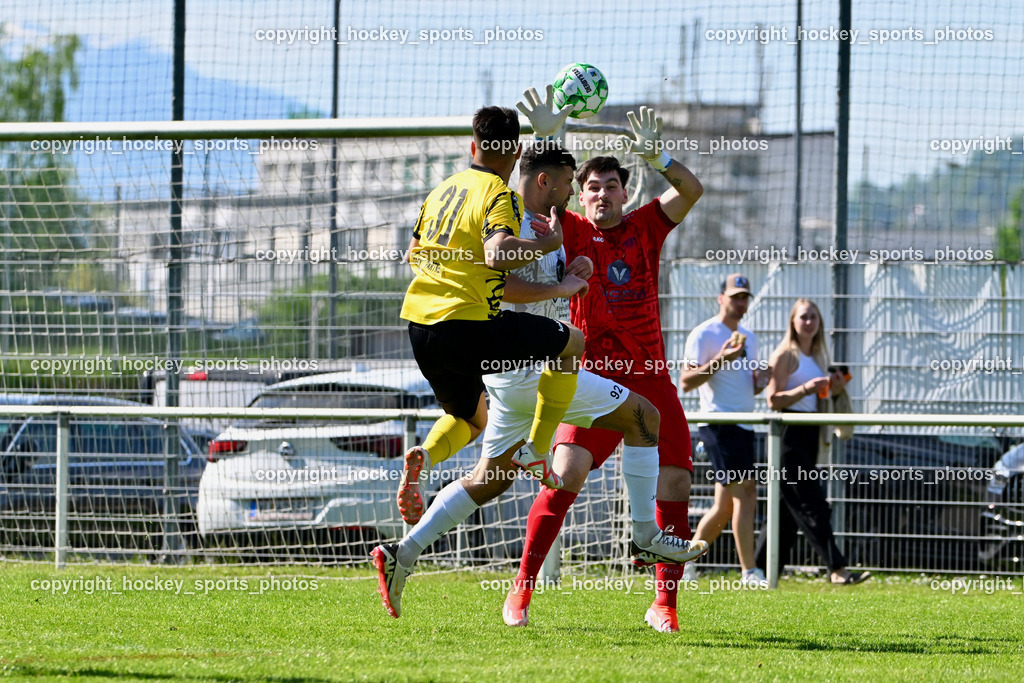SC Magdalen vs. FC Faakersee | #31 Arnel Mulahalilovic FC Faakersee, #1 Sandro Julian Keckel SC Magdalen, #92 Jure Krnjic SC Magdalen, SC Magdalen vs. FC Faakersee, SC Magdalen vs. FC Faakersee am 14.04.2024 in Villach (Sportplatz St. Magdalen), Austria, (Photo by Bernd Stefan)