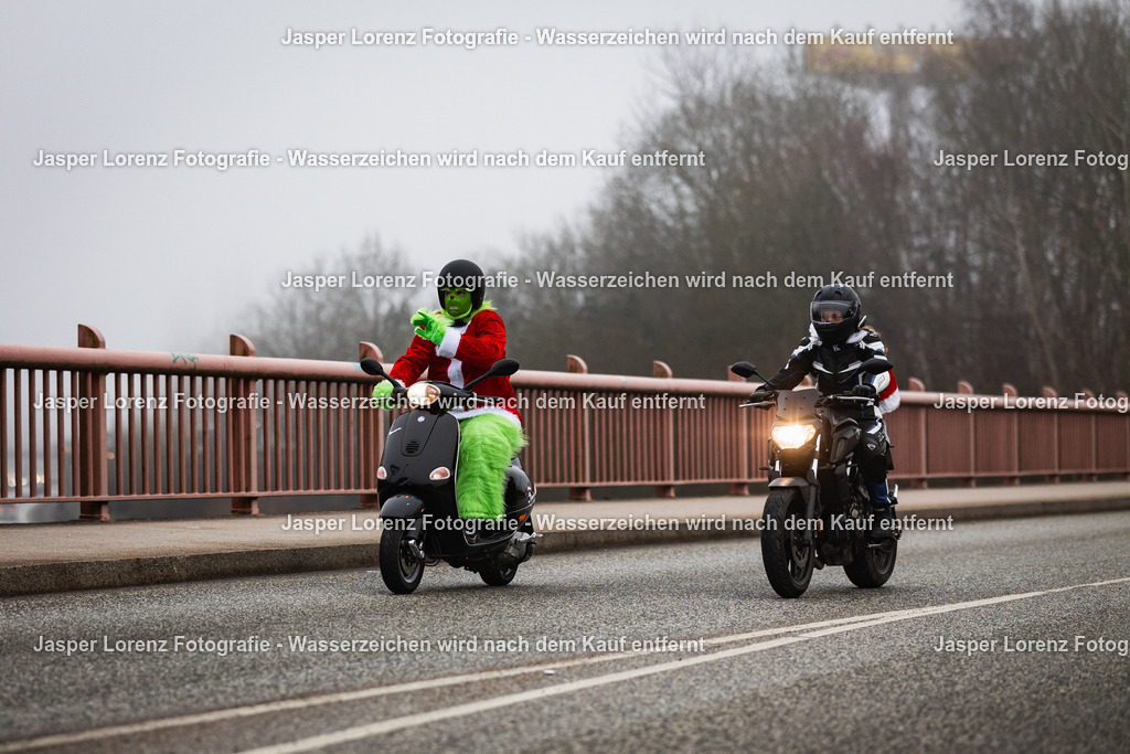 X-Mas Ride I Kiel I 2025 | Jasper Lorenz Fotografie - Realisiert mit Pictrs.com