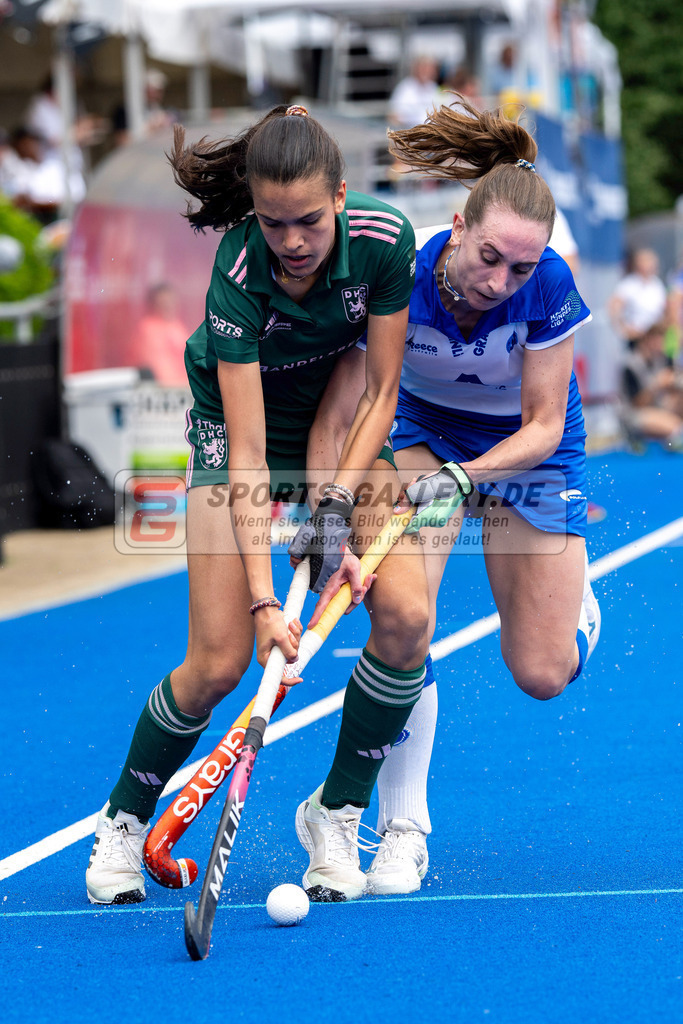 Final4_20250531-1430-Z82_8014 | Krefeld, Deutschland, 31.05.2025:  Feldhockey Final4 2025 – „Deutsche Feldhockey-Meisterschaften 2025“ im Gerd-Wellen-Hockeyanlage am 31.05.2025 in Krefeld, Deutschland. (Foto von Kramhöller/Fehrmann/Kaste)Krefeld, Germany, 31.05.2025: Feldhockey Final4 2025 – „Deutsche Feldhockey-Meisterschaften 2025“ in Gerd-Wellen-Hockeyanlage at 31.05.2025 in Krefeld, Deutschland. (Foto from Kramhöller/Fehrmann/Kaste)