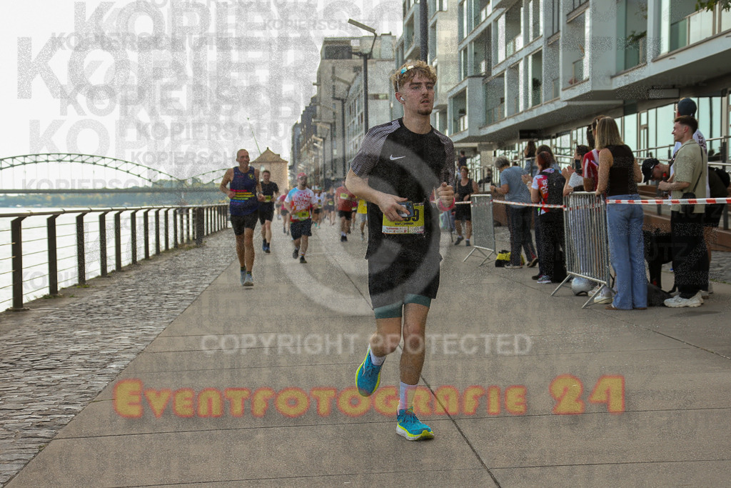 250920_1450_EX1_7846 | Sportfotografie im Rhein-Sieg Kreis, Köln, Bonn, NRW, Rheinland Pfalz, Hessen, etc. Unser Tätigkeitsfeld umfasst den Laufsport vom Volkslauf über den Marathon, Duathlon, Triathon bis zum Ultralauf wie Kölnpfad Ultra oder Schindertrail.