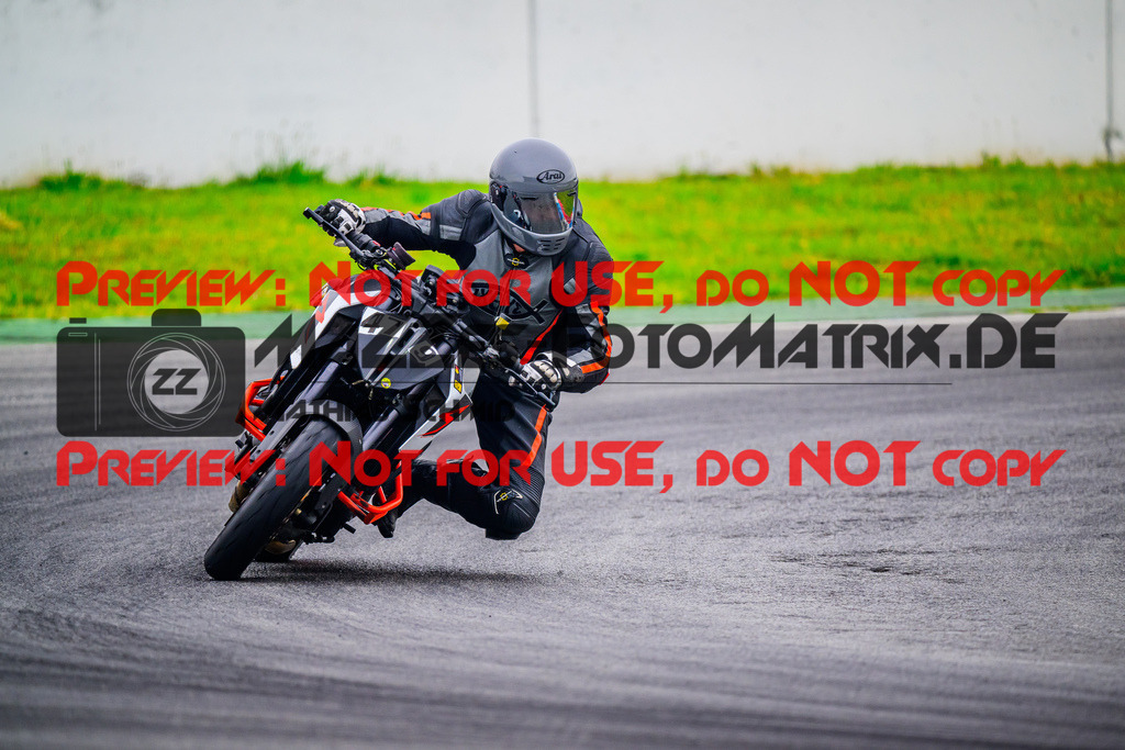 MaZZes_FotoMatrix_240614_6007705_4211 | GELB