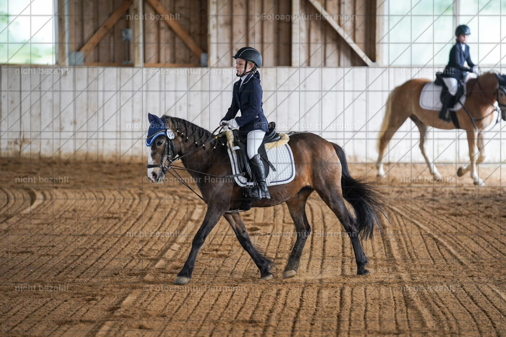 20230521-FAH05851 | Frühjahrsturnier, Landsberg am Lech, 2023, Reitclub Landsberg, Turnierbilder, Fotos Turnier Landsberg, Fotoagentur Herrmann, Turnierfotografen Bayern, Reitsport Fotograf, Pferde Fotograf