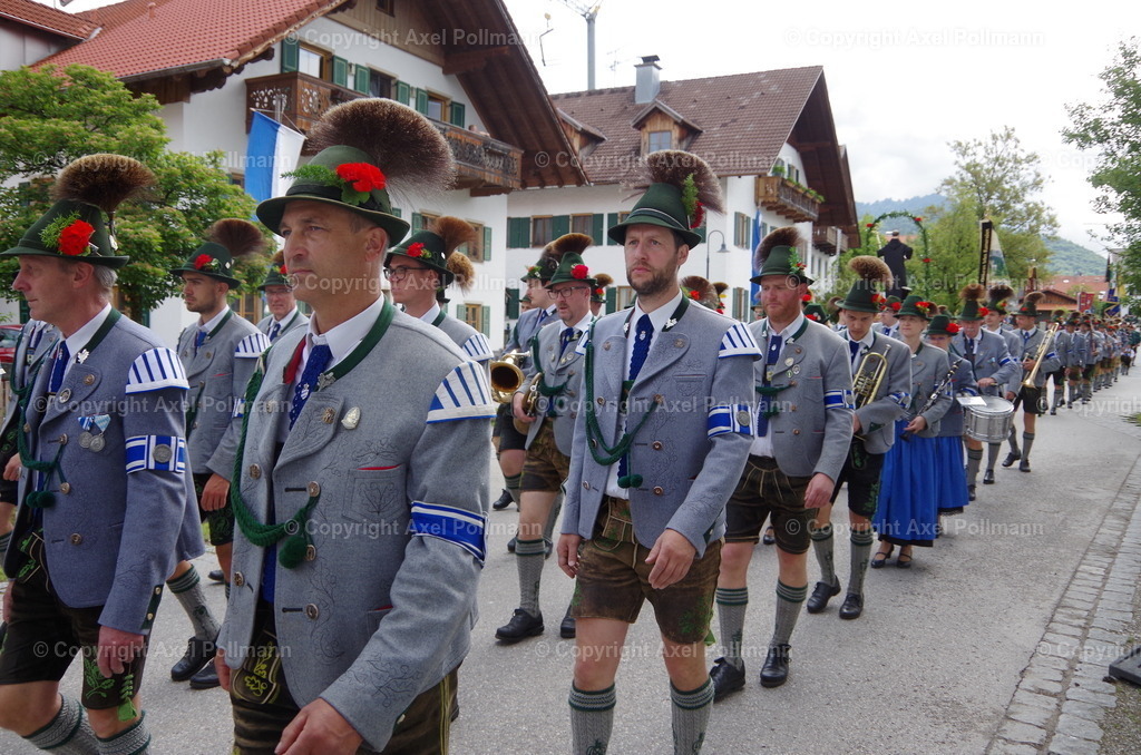 IMGP6506 | fotografiert von Axel PollmannLeonhardi Wallfahrt Benediktbeuern und Murnau, Fronleichnam, Fasching, Landschaft im Loisachtal und Benediktbeuern  - Realisiert mit Pictrs.com