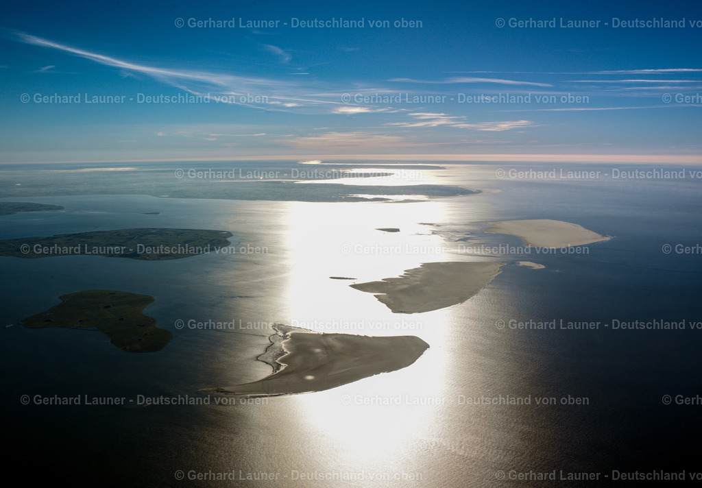 2581335 | PELLWORM 26.07.2005 Sandbänke Japsand, Norderoogsand und Süderoogsand im Nordsee- Wattenmeer im Bundesland Schleswig-Holstein, Deutschland. // Sandbanks Japsand, Norderoogsand and Suederoogsand in the North Sea Wadden Sea in the state Schleswig-Holstein, Germany. Foto: Gerhard Launer