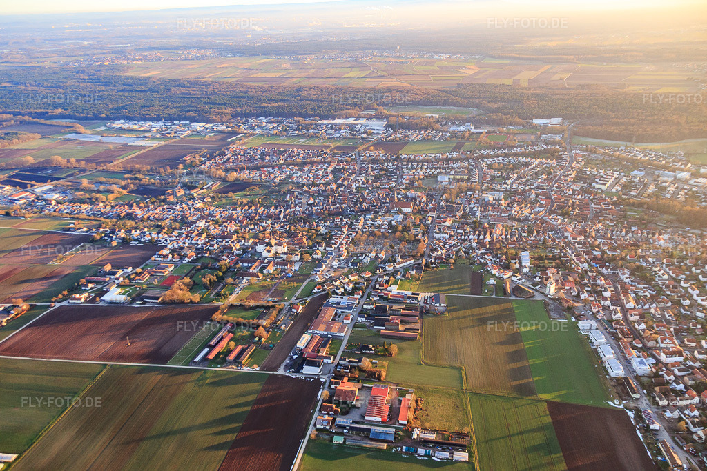 Luftbild: Stadtansicht aus Norden in Herxheim bei Landau im Bundesland Rheinland-Pfalz in Deutschland. Foto: IMG_076592.jpg vom 05.01.2015 durch Werner Riehm/FLY-FOTO.de
