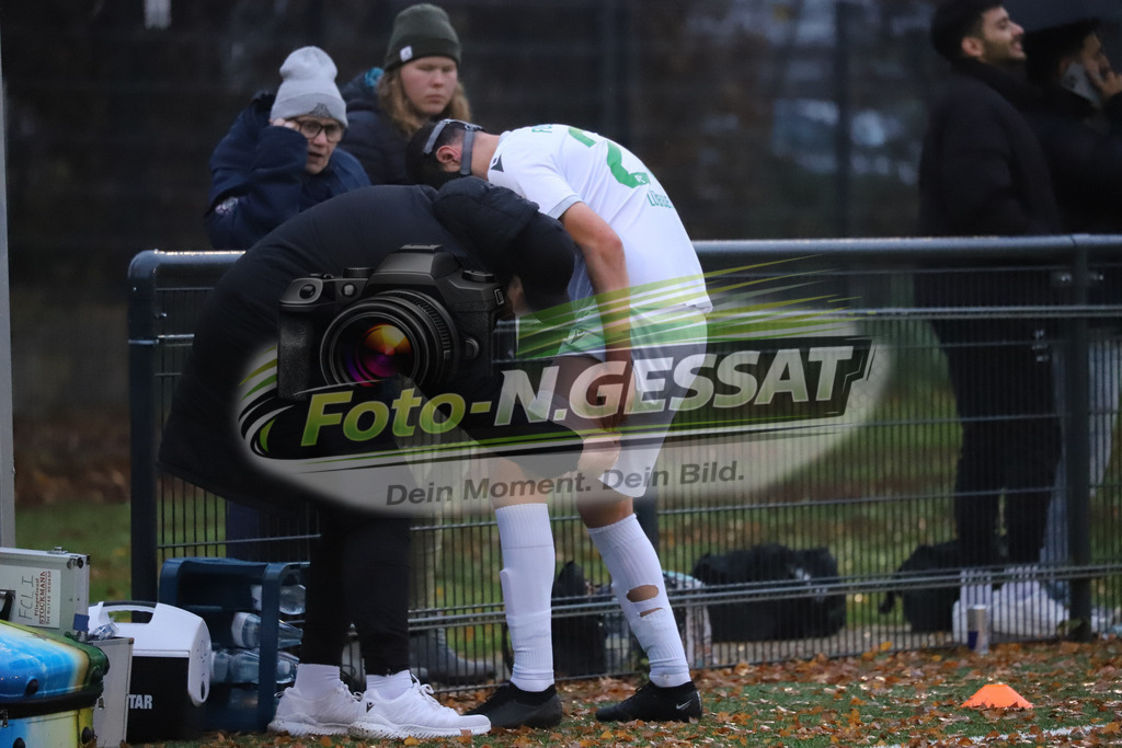 FC RW Kirchlengern - FC Lübbecke | Auf dem Bild zu sehen: weiß FC Lübbecke: Walat Houra FC RW Kirchlengern, FC Lübbecke, Saison 25/26, Landesliga, Kirchlengern, Deutschland - Realisiert mit Pictrs.com
