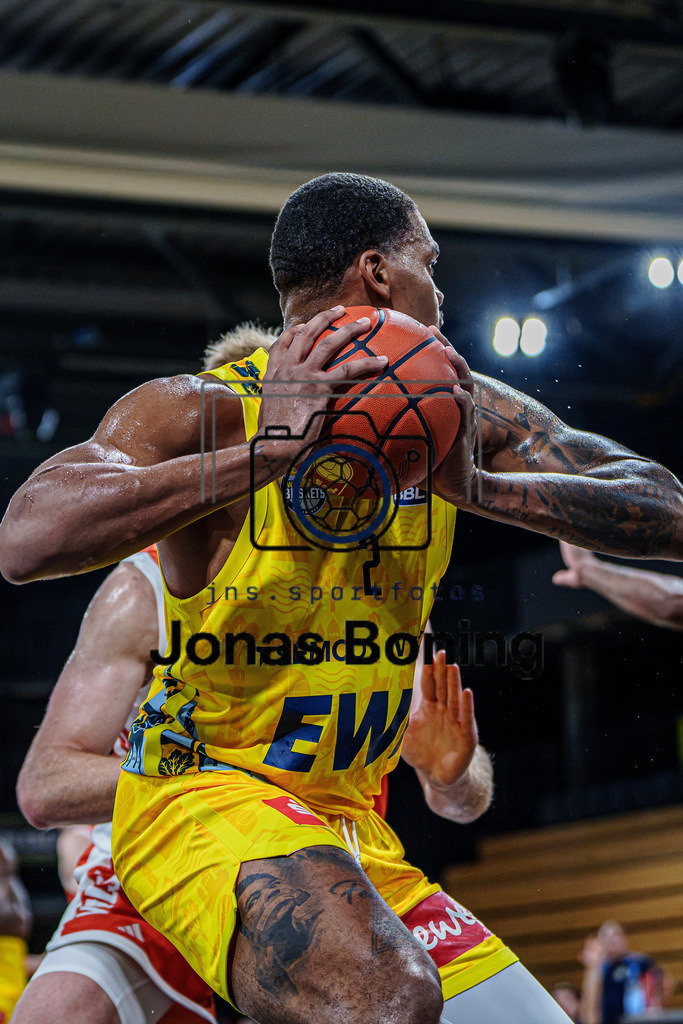 Basketball I Herren I Saison 2026-2027 I Testspiel I RASTA Vechta - EWE Baskets Oldenburg I 49007 | jns.sportfotos - Realisiert mit Pictrs.com