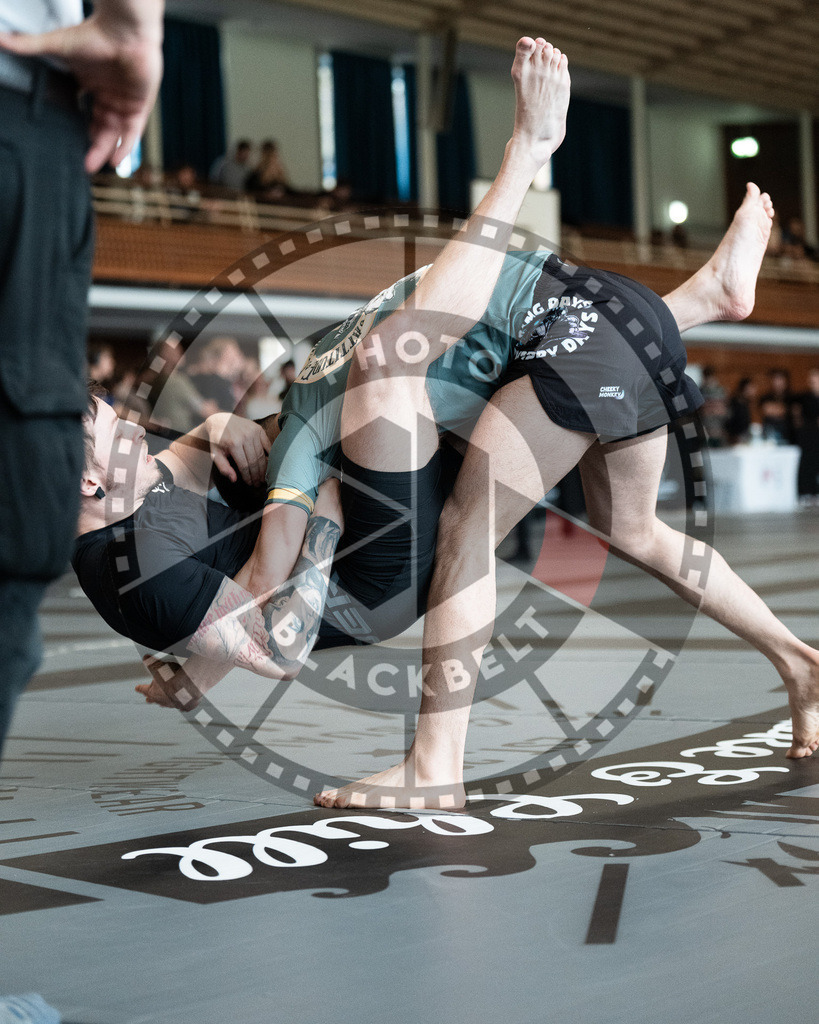 20251129PBB6384 | Fighters compete during the luta livre competition ILLCS XI winter edition on November 29, 2025 in Hannover, Germany.