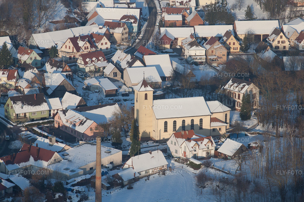 Aerial view: In winter when there is snow in Neewiller-près-Lauterbourg in the state Bas-Rhin, France.Photo: IMG_36661.jpg taken on 01/05/2011 by Werner Riehm/FLY-FOTO.comResolution of the original: 4752 x 3168 px
