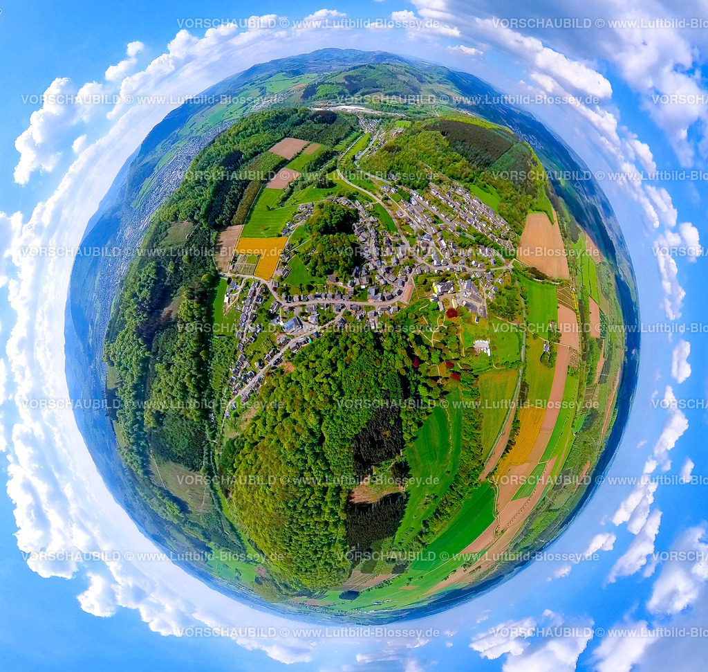 Olsberg240590430Antfeld | Luftbild, Wohngebiet Ortsansicht Antfeld, umgeben von Wald und Wiesen, Erdkugel, Fisheye Aufnahme, Fischaugen Aufnahme, 360 Grad Aufnahme, tiny world, little planet, fisheye Bild, Antfeld, Olsberg, Sauerland, Nordrhein-Westfalen, Deutschland