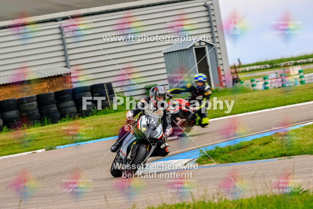 MotoTeam-8119 | Hier findet Ihr Bilder von Touristenfahrten auf der Nürburgring Nordschleife oder von anderen Veranstaltungen die ich besucht habe. Viel Spass beim Durch Schauen 