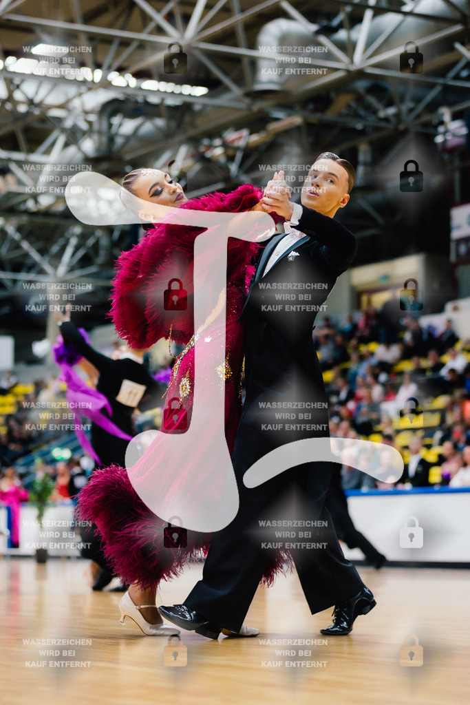Hessen Tanzt WDSF International Open Standard 19th (72) Orestas Preidys _ Katrina Motiejune (Lithuania)-2025-05-17-9002 | Webshop for digital downloads and prints of dance sport, event & show photographer Julian Link - Realisiert mit Pictrs.com