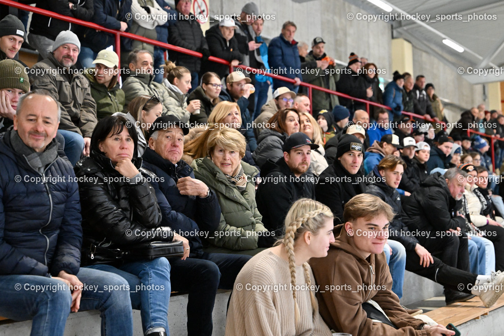 EC Hornets Spittal vs. USC Piraten Velden 18.2.2024 | Publikum Eishalle Spittal an der Drau, EC Hornets Spittal vs. USC Piraten Velden 18.2.2024, EC Hornets Spittal vs. USC Piraten Velden 18.2.2024 am 18.02.2024 in Spittal an der Drau (Eissportzentrum Spittal), Austria, (Photo by Bernd Stefan)