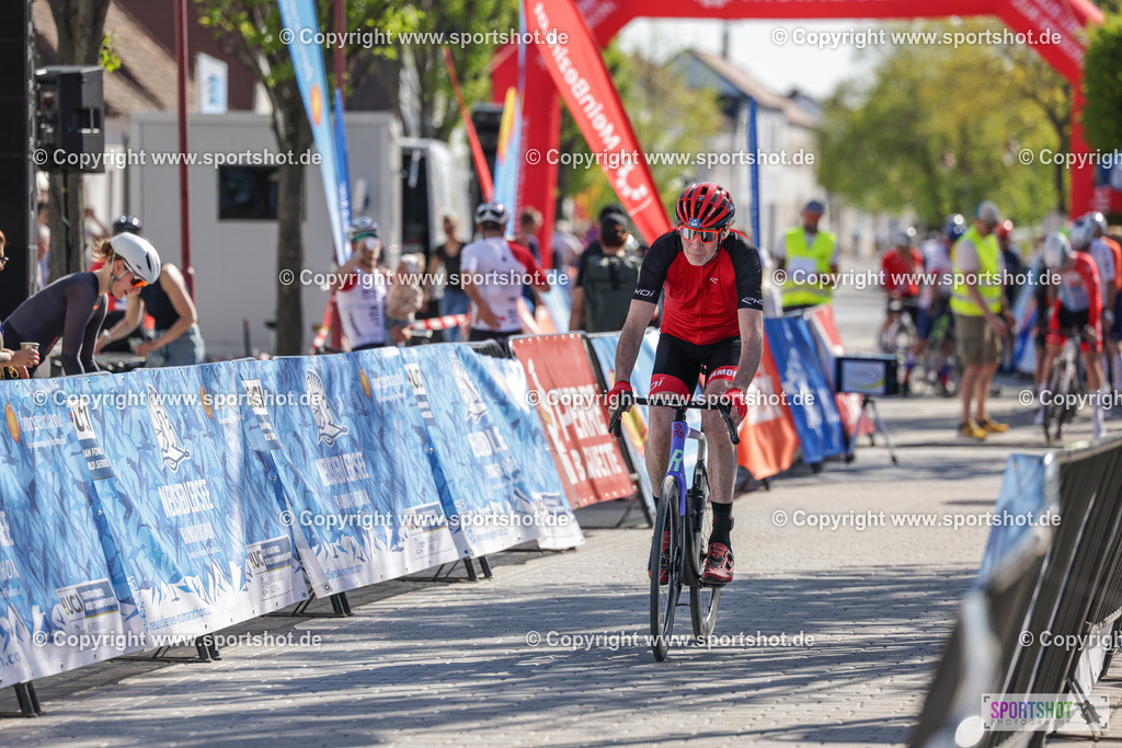 067_VJ__5586 | Neusiedlersee Radmarathon 2026@sportshot_your_pictrs #yourpictures#roadtowm2029 #nrm #neusiedlerseeradmarathon #neusiedlersee #neusiedlerseetourismus #burgenland #mörbisch #nrm26 #burgenlandtourismus #voglundco #poweredbyburgenlandtourismus #radsport #rad #marathon #ucigranfondo #visitburgenland #ucigranfondoworldseries