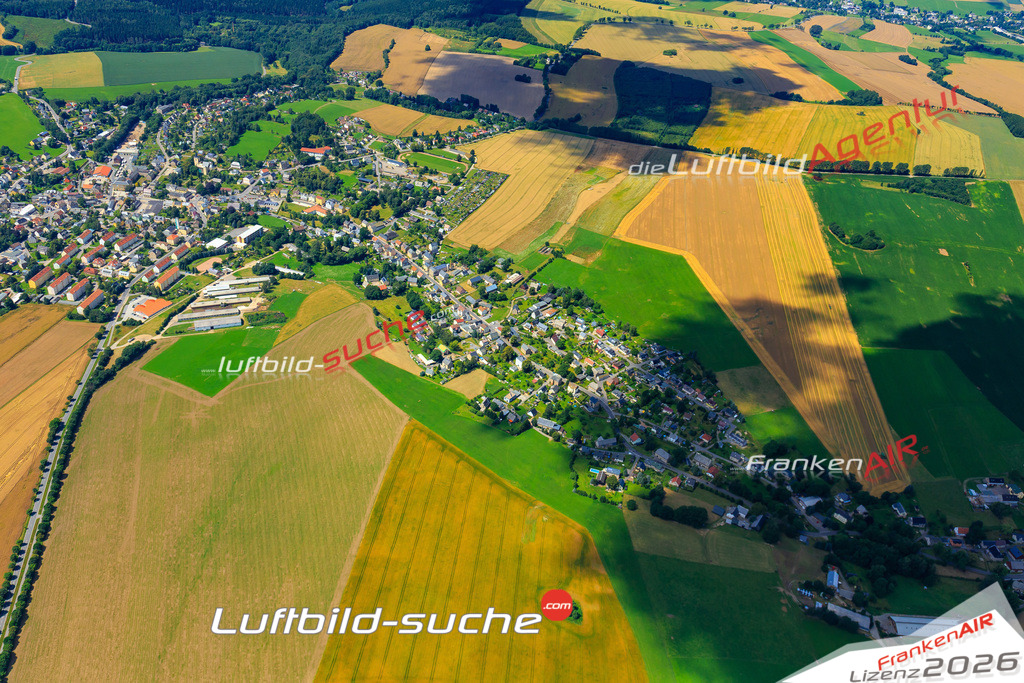 Die Luftaufnahme der Stadt Eppendorf wurde vom UL-Flugzeug heraus erstellt ( keine Drohne )- hohe Auflösung für beste Qualität