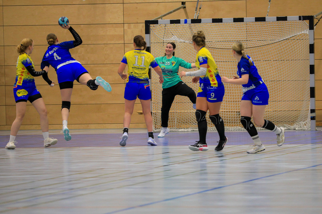 TvBorkenIII_SVN_161125_097 | Bildergalerie von Sport-Ereignissen aber auch von weiteren spannenden Dingen - nicht nur vom Niederrhein. In Anlehnung an den bekannten Spruch von Hanns Dieter Hüsch heißt das Motto: "Niederrhein ist überall".  - Realisiert mit Pictrs.com