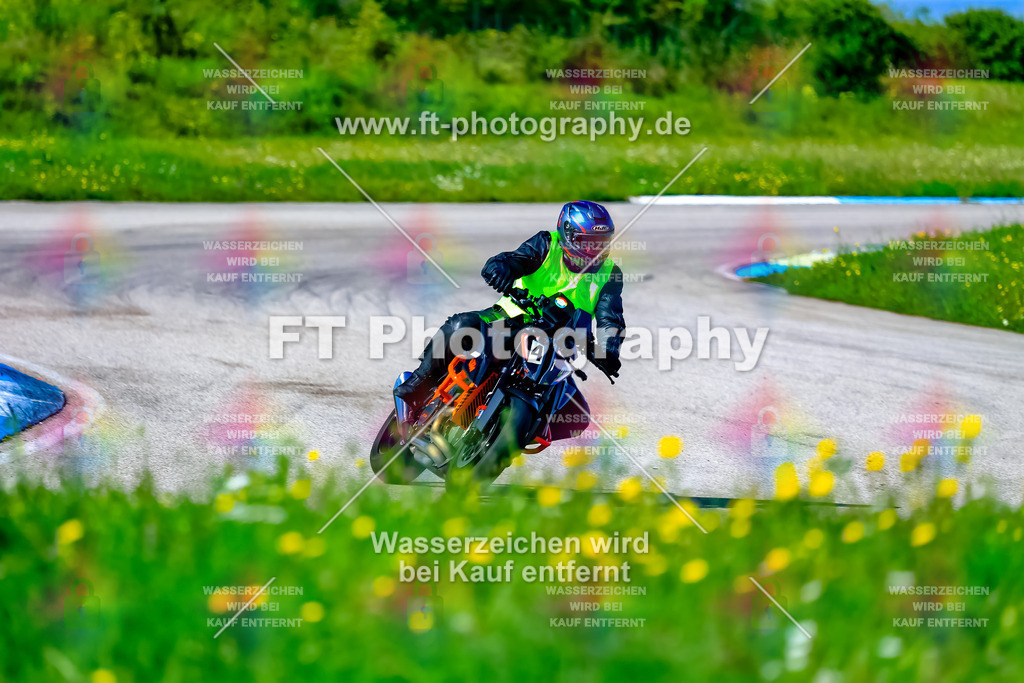 004-5466 | Hier findet Ihr Bilder von Touristenfahrten auf der Nürburgring Nordschleife oder von anderen Veranstaltungen die ich besucht habe. Viel Spass beim Durch Schauen 