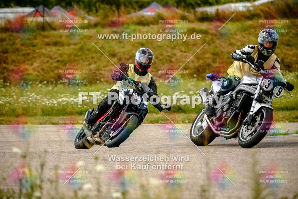 Chambley Juli-0955 | Hier findet Ihr Bilder von Touristenfahrten auf der Nürburgring Nordschleife oder von anderen Veranstaltungen die ich besucht habe. Viel Spass beim Durch Schauen 