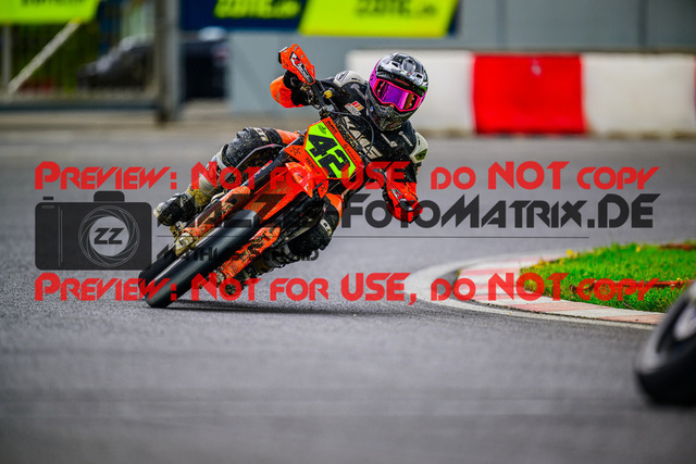 MaZZes_FotoMatrix_240609_6007705_8511 | SWISS S1