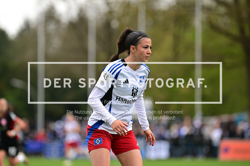 Fußball I Frauen I Saison 2024-2025 I 2. Bundesliga I 21. Spieltag I Hamburger SV - Eintracht Frankfurt II I 63120 | Der Sportfotograf. - Realisiert mit Pictrs.com