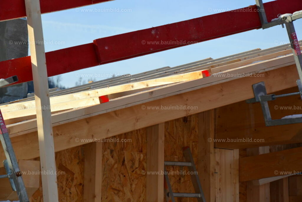 bib-lg09-holzbau-0178 | Nach LV-Leistungsgruppen sortierte Detailfotos über den Bau eines Hauses. Alle Hausbau-Bilder direkt vom Urheber und Autor der Website Haus-Selber-Bauen.com