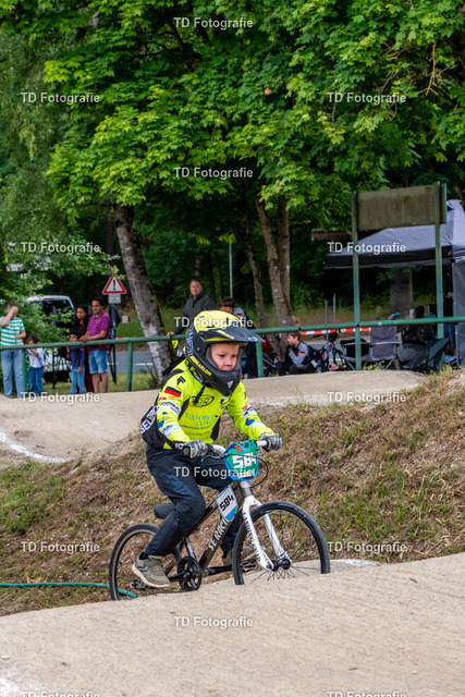 BayBMX2026-05210 | Fotogalerie von Thomas Dettweiler mit Eventbildern und lizenzfreien Fotos. Perfekt als Wandbild, für Büro, Website oder private Nutzung. - Realisiert mit Pictrs.com